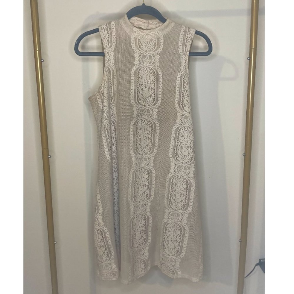 FIRE LOS ANGELES Sleeveless Lace Midi/Mini Embroidered Dress